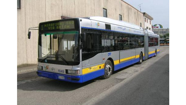Immagine: Piemonte: in pensione entro il 2010 gli autobus più inquinanti