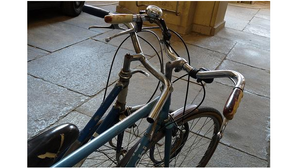 Immagine: Una pista ciclabile ipocrita