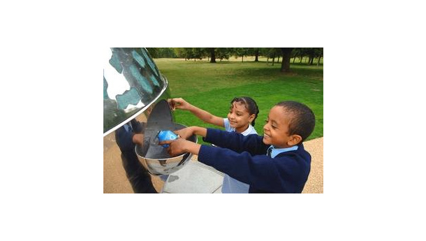 Immagine: Londra rilancia le fontanelle (in parte a pagamento)