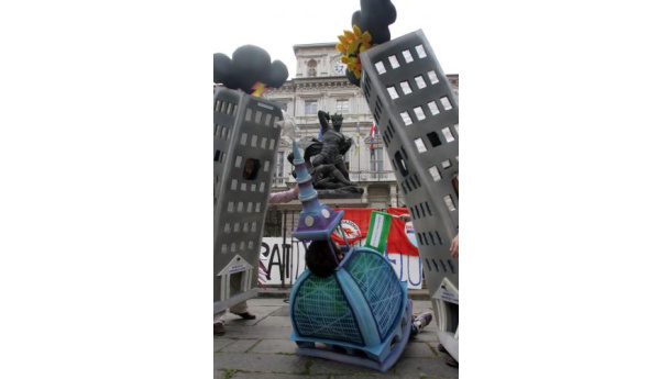 Immagine: Grattacielo Sanpaolo, il consiglio comunale torinese approva. Restano dubbi e polemiche