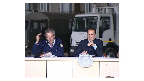 Immagine: Napoli: l’emergenza rifiuti è finita. Dopo 15 anni si torna alla gestione