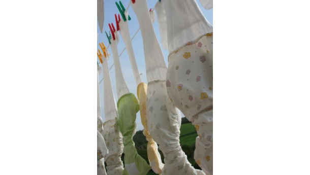 Immagine: Aosta: il Comune regala ai nati nel 2010 un kit di pannolini lavabili