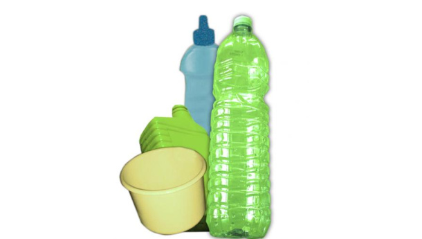 Immagine: Plastica, diminuisce il contributo ambientale