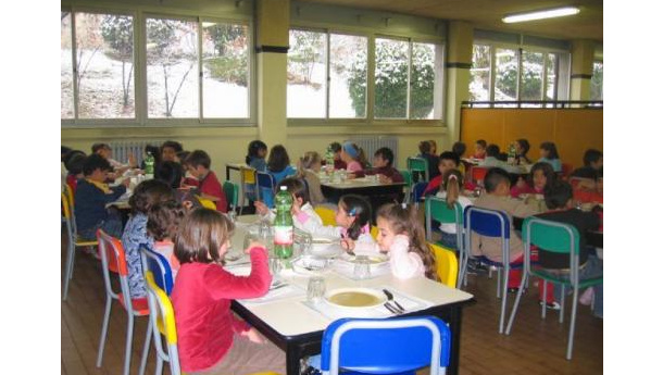 Immagine: In Toscana stoviglie e contenitori riutilizzabili nelle mense scolastiche: a che punto siamo?