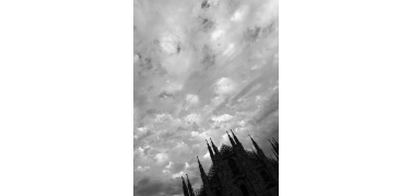 Sotto la grande Nuvola