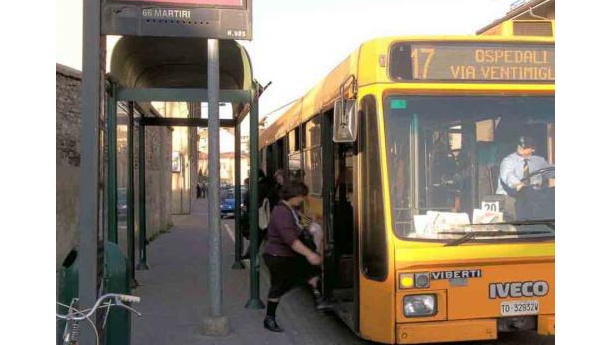 Immagine: Kollettivo Studenti Autorganizzati alla Gtt: ridurre gli abbonamenti del 30%