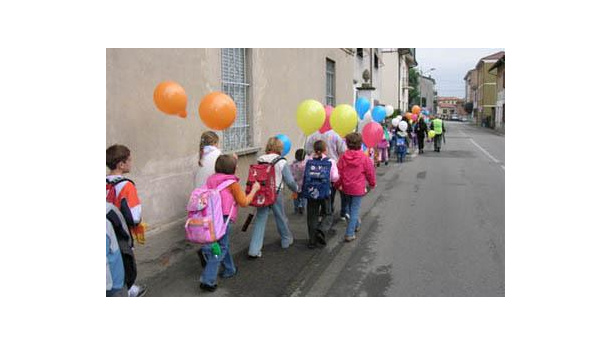 Immagine: Roma: pedibus in marcia verso 38 scuole elementari