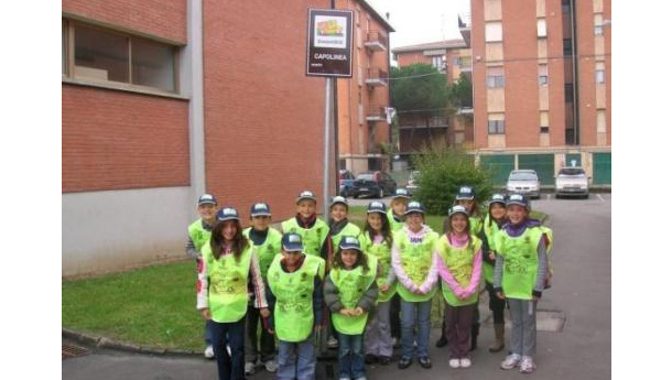 Immagine: Inaugurata a Salsomaggiore la terza linea pedibus