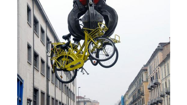 Immagine: Le Poste rottamano 100 biciclette. A Torino scoppia la polemica