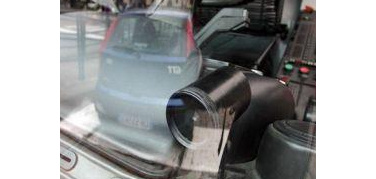 Uno scatto sulla corsia riservata