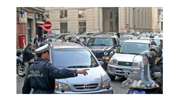 Immagine: Napoli, dal 7 aprile la nuova programmazione della Maxi Ztl