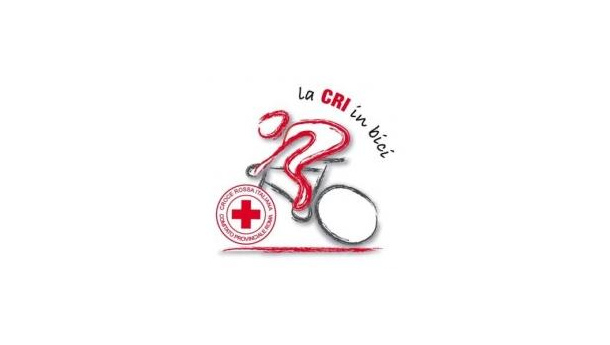 Immagine: Croce Rossa in bici per vigilare sull’estate romana