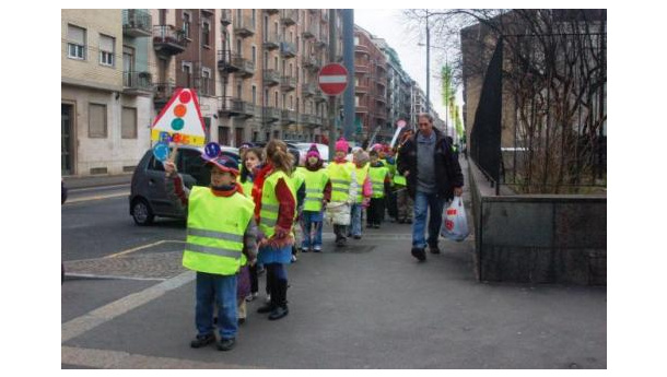 Immagine: Ad Alpignano torna il pedibus