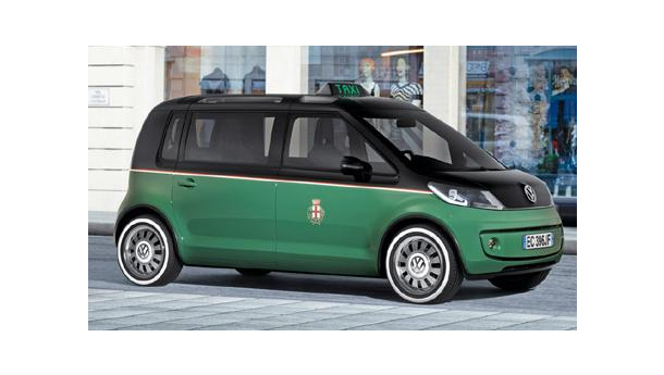 Immagine: Milano: presentato il prototipo del taxi verde