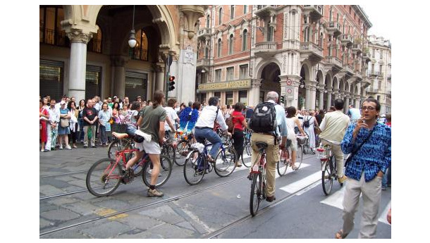 Immagine: Torino: cresce l'attesa per il Bike Pride di domenica 6 giugno