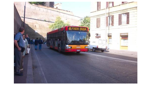 Immagine: Tagli al trasporto pubblico, secondo Legambiente Lazio, così si tronca la crescita virtuosa del trasporto pubblico