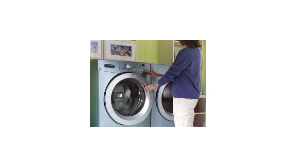 Immagine: Lavatrice, lavastoviglie: meglio usarle di notte