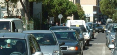 Aci: nel 2009 diminuiscono le auto nelle grandi città