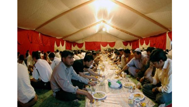 Immagine: Il Ramadan aumenta i consumi alimentari ed energetici. La conferma arriva dagli studi di diversi economisti