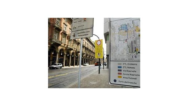 Immagine: Rebus sulla Ztl di Torino