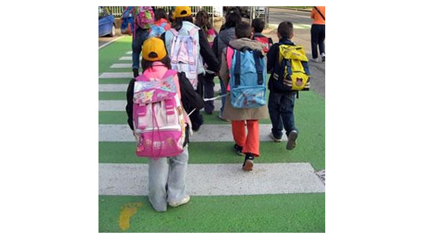 Immagine: A Brescia genitori contrari al piedibus per colpa dell'insicurezza stradale