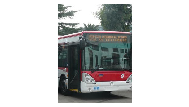 Immagine: La Provincia di Napoli presenta la centrale di monitoraggio del trasporto pubblico