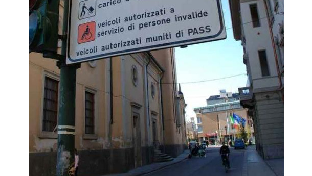 Immagine: La Ztl apre ai veicoli 