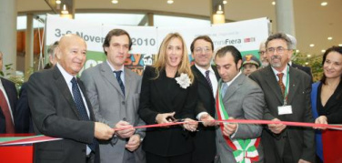 Il primo Forum Internazionale Ambiente ed Energia ha aperto l\'edizione 2010 di Ecomondo