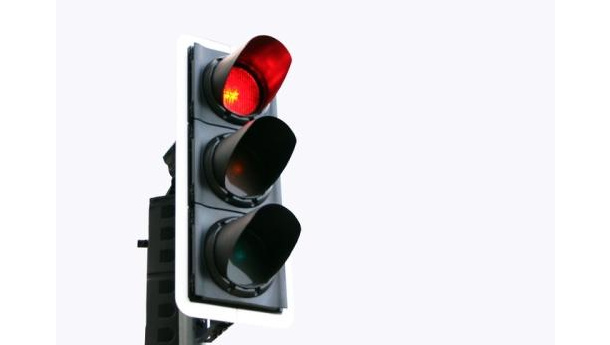 Immagine: Roma sperimenta i semafori con lampade a led e contasecondi per i pedoni