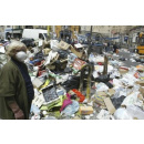 Immagine: I rifiuti di Napoli nelle altre province, sondaggi e interviste per capire come si esce dalla crisi