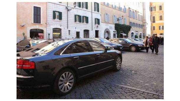 Immagine: Auto blu, il Campidoglio le sostituisce con utilitarie meno inquinanti