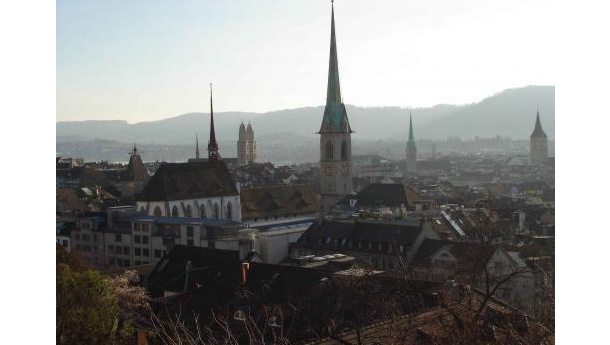 Immagine: Zurigo, dal sole potrebbero arrivare calore e acqua calda per il 12% delle case