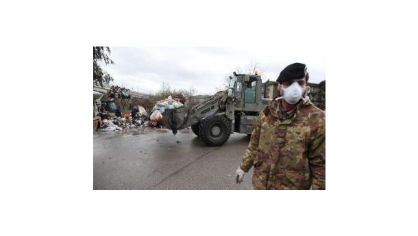 Immagine: Prorogato l'impiego dell'esercito: altri sei mesi a protezione dei rifiuti