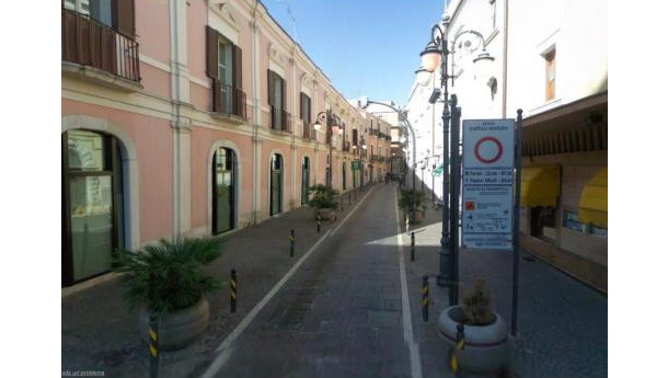 Immagine: Isole pedonali, Legambiente 