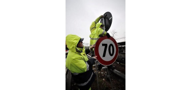 Emergenza smog milanese: da lunedì 21 febbraio scatta il limite dei 70 km orari in tangenziale. Nuove deroghe ai furgoni a Milano. L'ordinanza della Provincia di Milano e la mappa delle strade provinciali