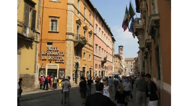 Immagine: Doppio blocco del traffico a Perugia: limite alla circolazione nei week end del 19 e 20 e del 26 e 27 febbraio