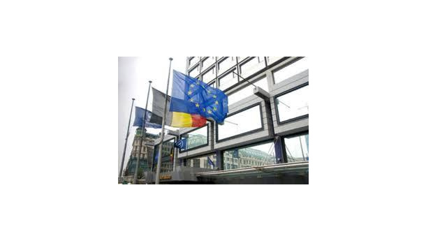 Immagine: Banca europea per gli investimenti, nel 2010 dall'Ue prestiti per 72 miliardi a progetti “salvaclima”