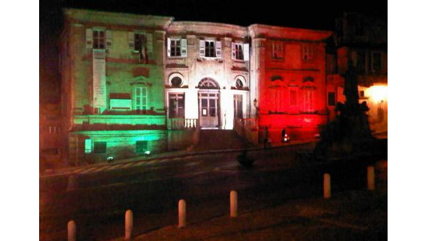 Immagine: Domenica 3 aprile Bra va a piedi nel centro storico