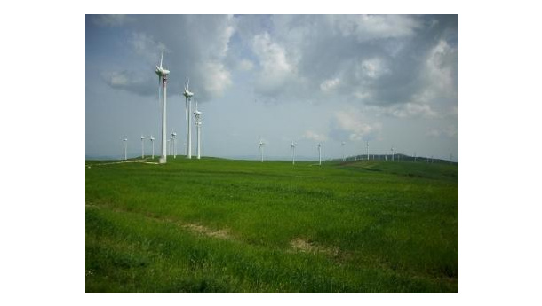 Immagine: Comuni Rinnovabili 2011: la Puglia primeggia nell’eolico, male nel solare termico