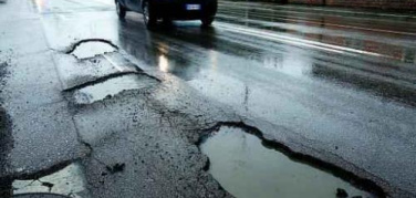 Limite dei 30 all'ora causa buche