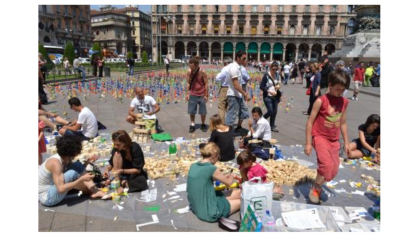 Immagine: Piazza Duomo invasa dagli 