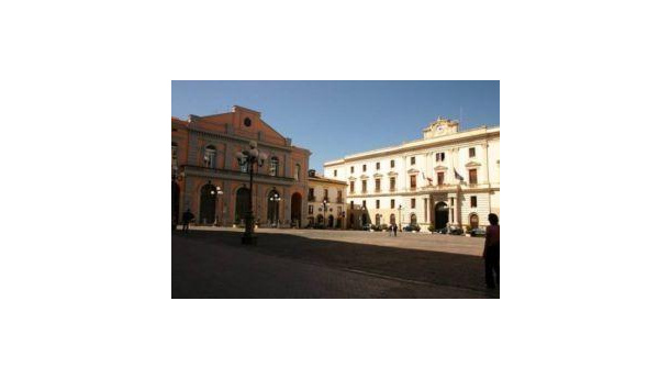 Immagine: Potenza, la Provincia investe su fotovoltaico e mini-eolico nelle scuole