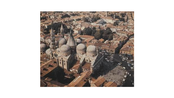 Immagine: A Padova le bici del bike sharing si ricaricheranno col sole