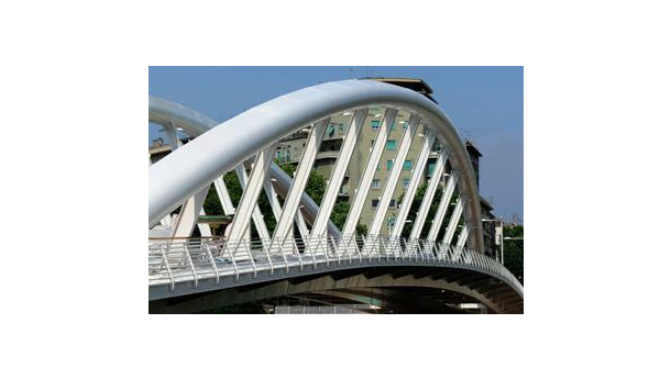 Immagine: Inaugurato il ponte della Musica, riservato a pedoni, ciclisti e mezzi pubblici