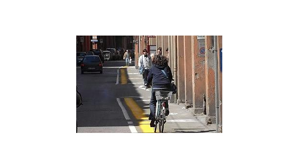 Immagine: Bologna: il neo sindaco per la mobilità sostenibile dei dipendenti comunali