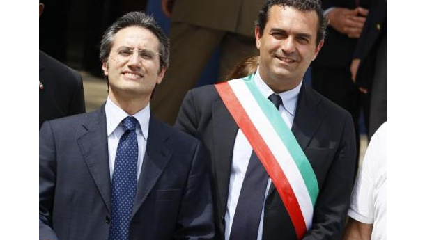 Immagine: Rifiuti, de Magistris e Caldoro ancora distanti sull'inceneritore a Napoli est