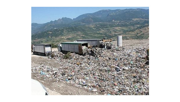 Immagine: Cittadini campani per un piano alternativo dei rifiuti: lettera a de Magistris