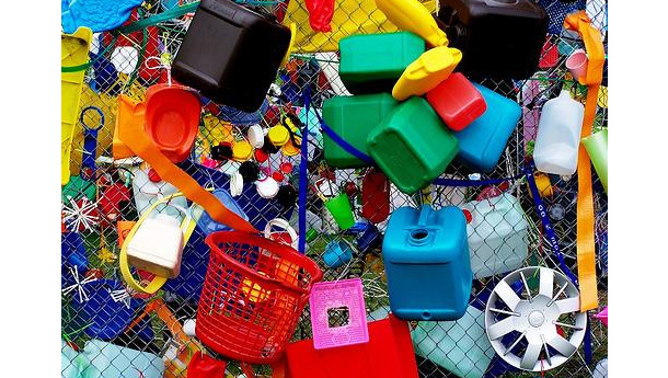Immagine: In Puglia il 35% della plastica raccolta finisce come scarto in discarica