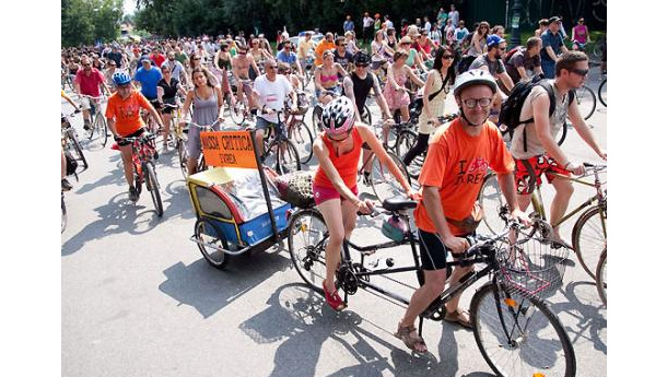 Immagine: Bike Pride: in cinquemila a urlare l'orgoglio delle due ruote