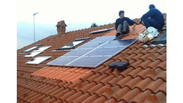 Immagine: Università della California: i moduli fotovoltaici funzionano anche come isolanti termici
